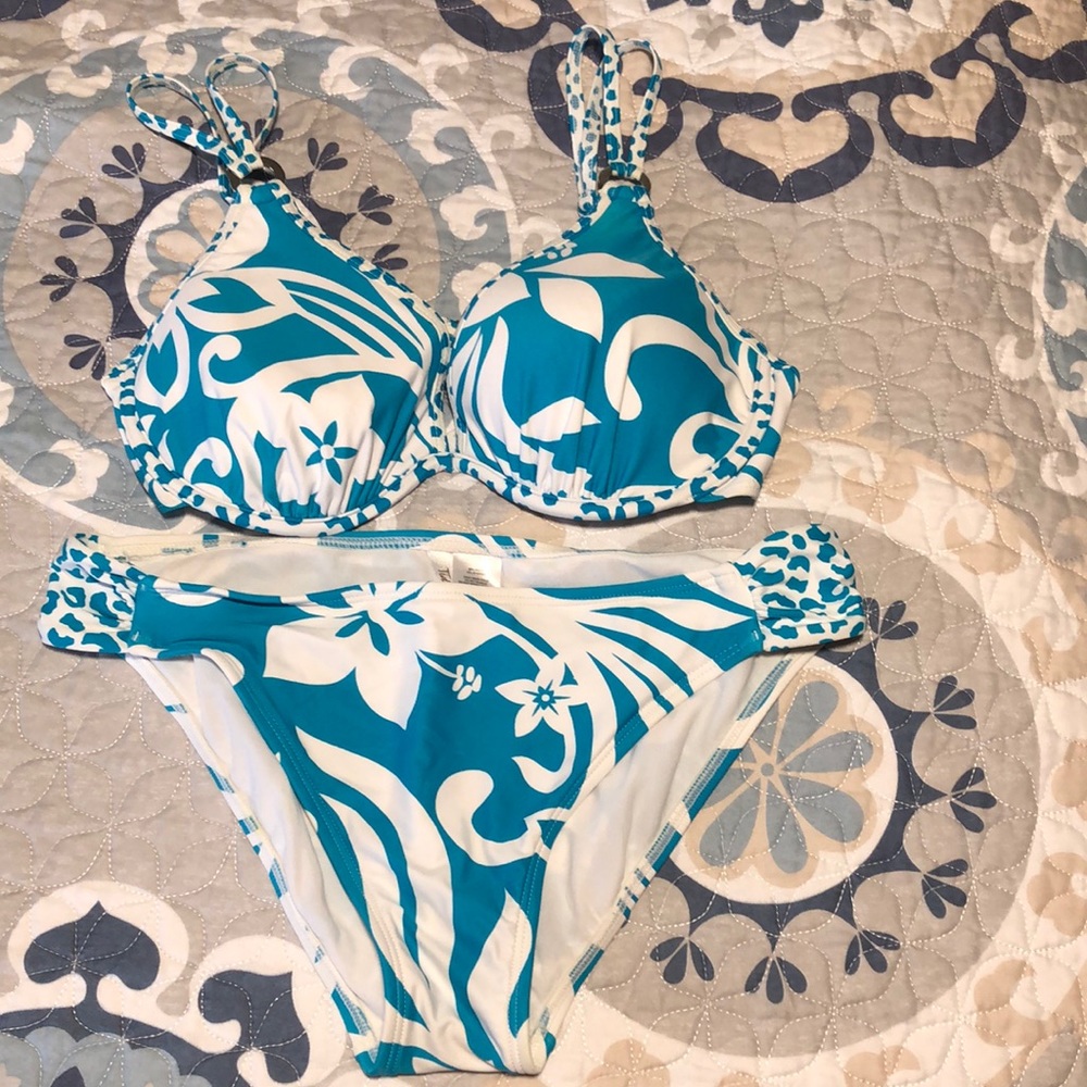Underwire bikini set!!